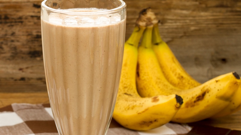 Recette de shake pour grossir : banane, protéine, beurre d’arachide
